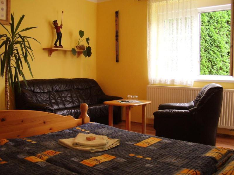 Penzion Olga Mariánské Lázně Exteriör bild